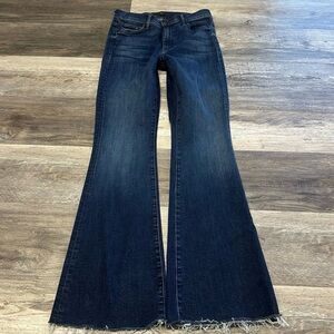 MOTHER The Weekender Fray Dark Denim Flares Mint Condition Wash